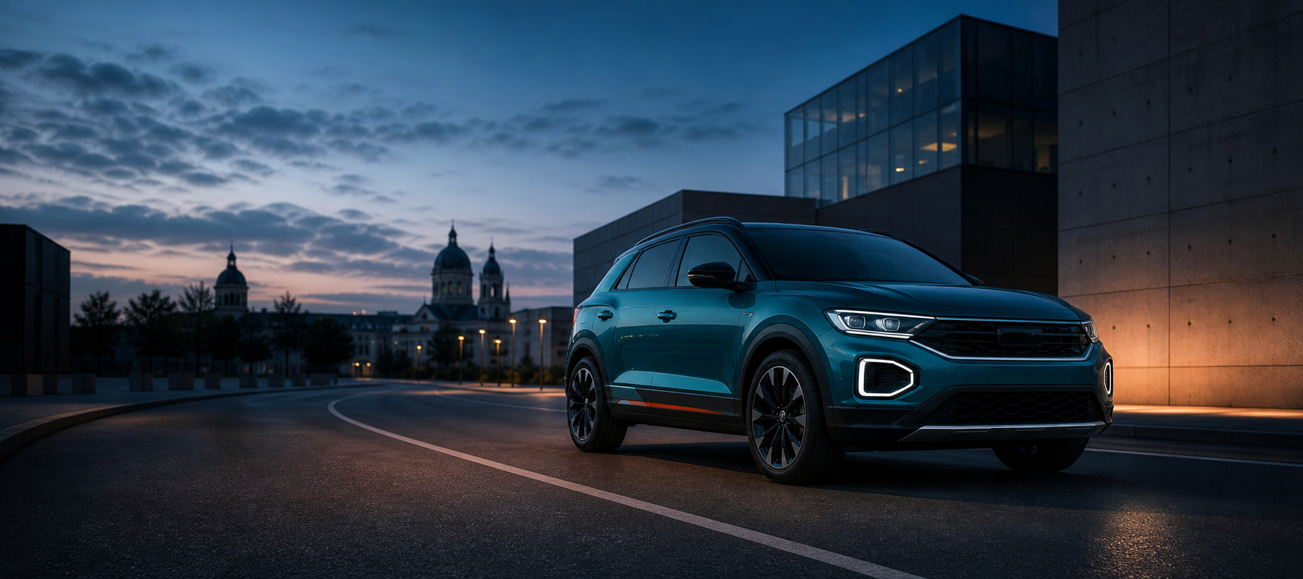 Mașină modernă de școală Auto Țifache pe un drum din Iași